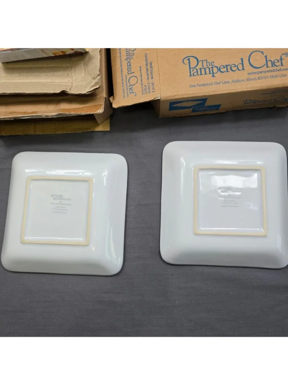 The Pampered Chef Simple Additions Small Squares Set Of 2 White #1925